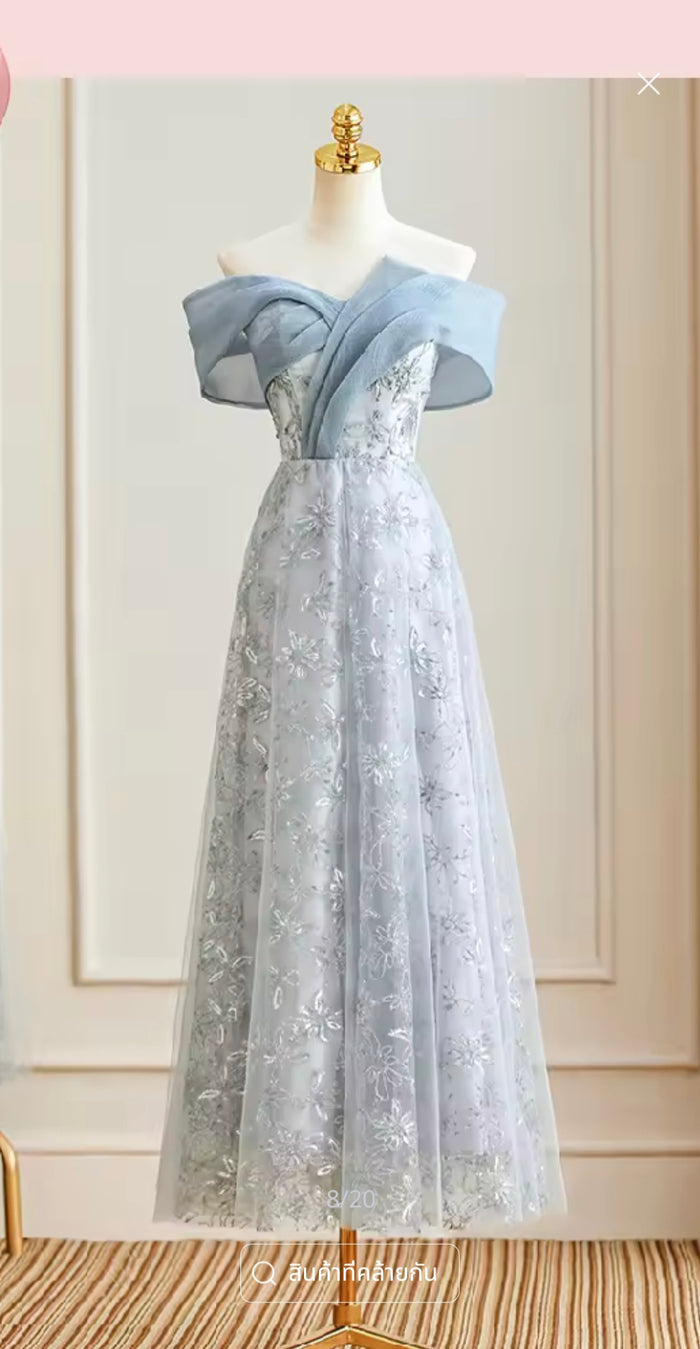 เดรสลูกไม้เปิดไหล่ฟ้าเทา | Blue-Grey Off-Shoulder Lace Dress