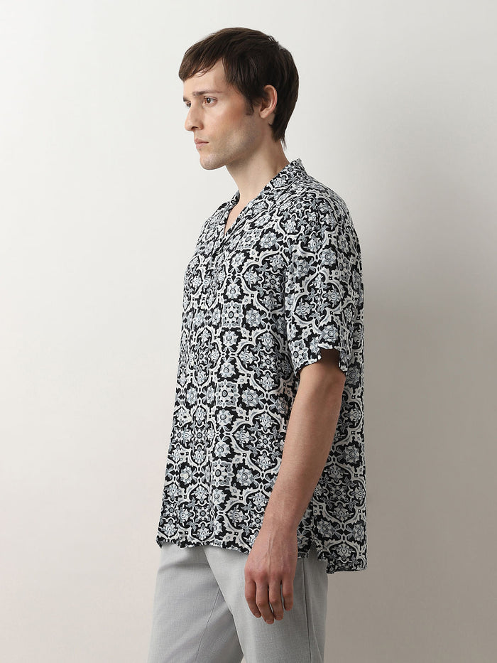Blue Printed Cuban Collar Short Sleeves Shirt