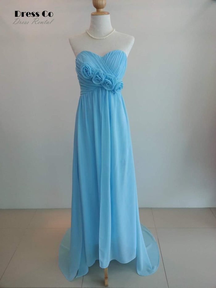 ชุดราตรีฟ้าอ่อนตกแต่งดอกผ้า (Blue Rose Chiffon Dress