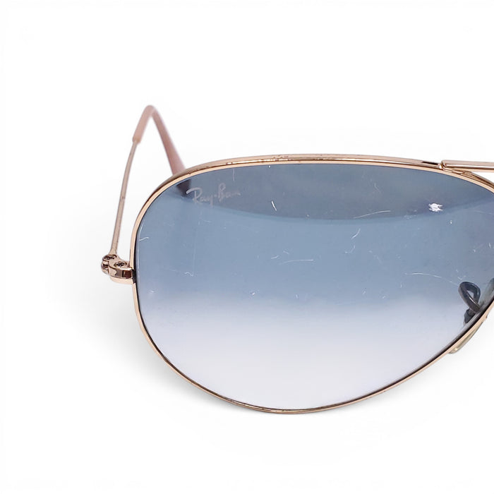 RAY-BAN AVIATOR SUNGLASSES WITH BLUE LENSES