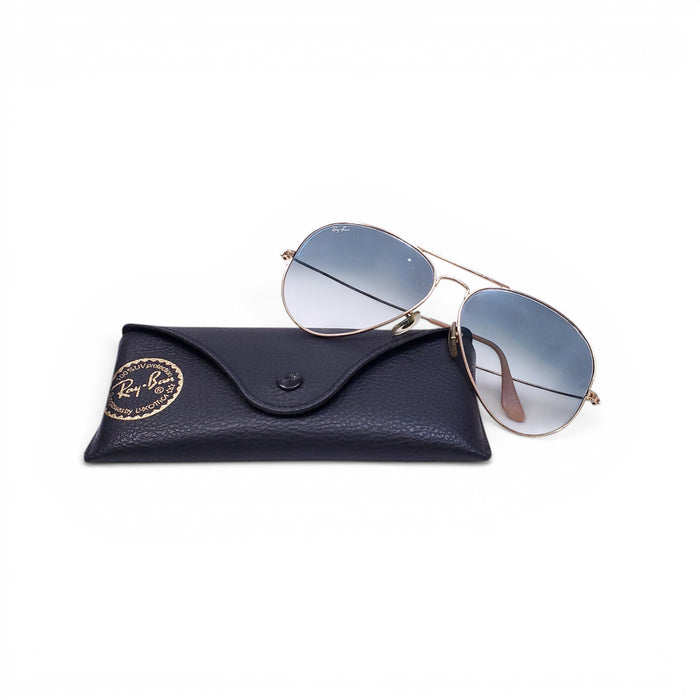 RAY-BAN AVIATOR SUNGLASSES WITH BLUE LENSES