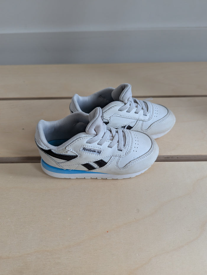 Rebook Running Shoes (8C)