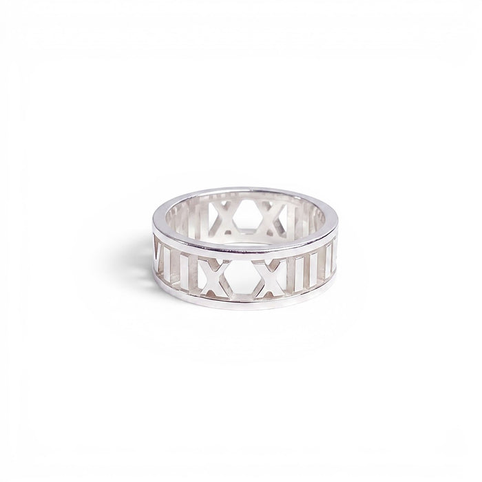 TIFFANY & CO SILVER ROMAN NUMERALS RING - SIZE 7